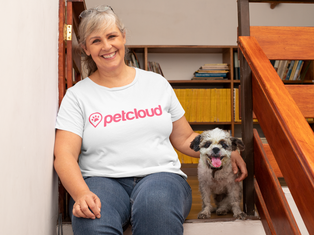 Pet Jobs with PetCloud you can get Pet Sitter Jobs