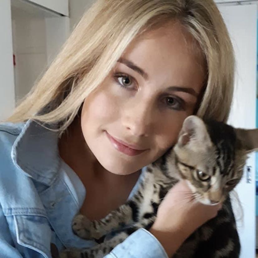 Pet Sitter Review