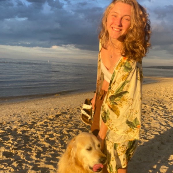 Pet Sitter Review