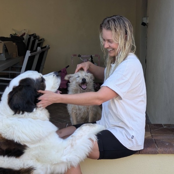 Pet Sitter Review
