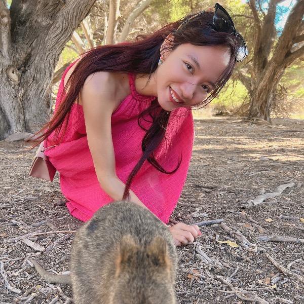 Pet Sitter Review